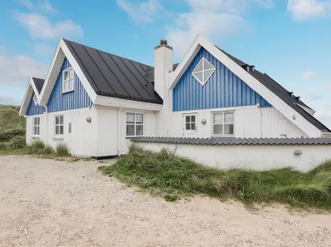 "Hillegonde" - 84m from the Sea