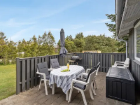 "Hope" - 350m to the Fjord