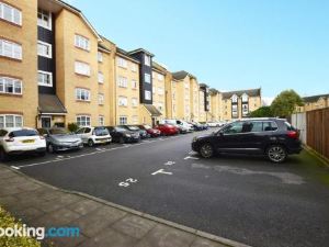 Luxury Top Floor 2Bd Apartment Apsley