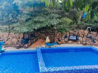 RedDoorz at Pacet Mojokerto Hotels in Wonosalam