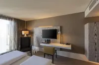 DoubleTree by Hilton Vienna Schonbrunn - Balkoner