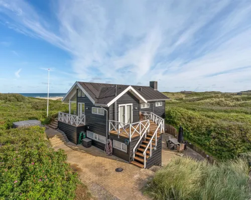 "Ejvind" - 100m from the Sea Hotels in Saltum