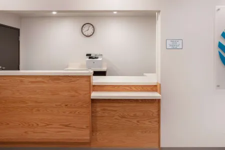 WoodSping Suites Washington DC East Arena Drive Отели в г. Пеппер Милл Виллидж