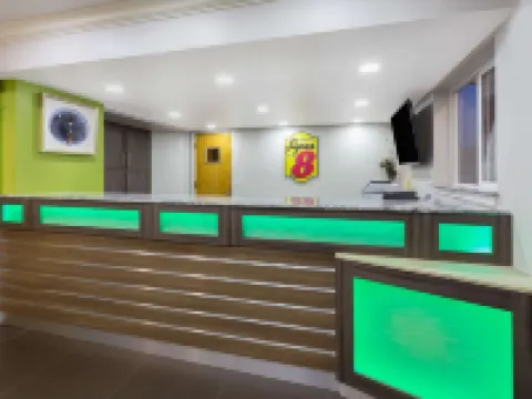 Super 8 by Wyndham Fortuna Hoteles en Fortuna