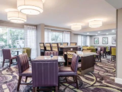 La Quinta Inn & Suites by Wyndham Myrtle Beach - N Kings Hwy Hotels in Myrtle Beach