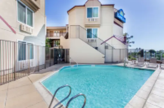 Days Inn by Wyndham Carlsbad Hoteles en Carlsbad