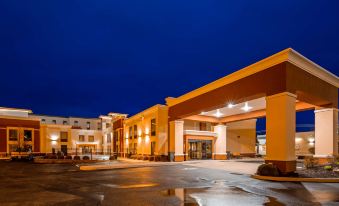 Best Western Plus Parkway Hotel