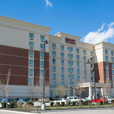 Drury Inn & Suites Columbus Grove City Hoteles cerca de Distrito Arena