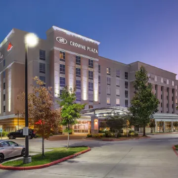 Crowne Plaza SHENANDOAH - WOODLANDS AREA by IHG