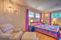 Lake House w/ Hot Tub - 1 Mi to Surf 'n Slide - 3-Star