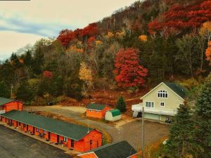 Scenic Valley Motel