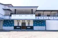 RedDoorz @ Pakuncen Malioboro Yogyakarta Các khách sạn ở Pakuncen