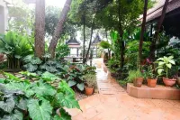 Baan Veanglhek Residence Hotels in 