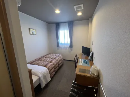 Business Hotel Roadside Отели в г. Йосиногава