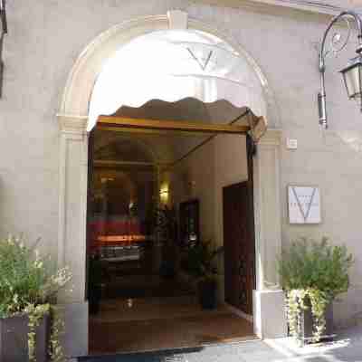 Vogue Hotel Arezzo Hotel Exterior