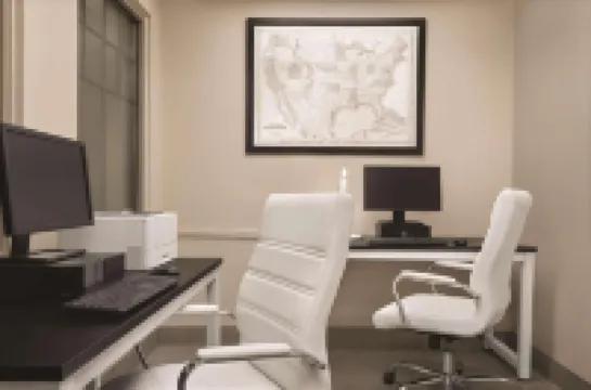 คันทรีอินน์แอนด์สวีทส์ บายเรดิสัน ชอมเบิร์ก IL โรงแรมในชอมเบิร์ก