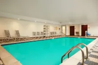 Country Inn & Suites by Radisson, Dearborn, MI - Pools