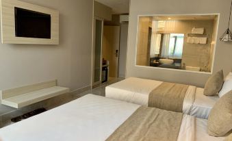 Holiday 2 Hotel