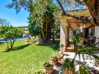 Can Joan Hotels in Lloseta
