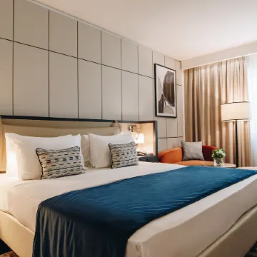 Crowne Plaza BELGRADE by IHG Отели рядом с достопримечательностью «Чукарица»