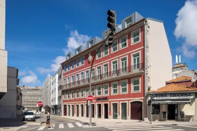 Arts Hotel Porto, Tapestry Collection by Hilton Hotels near Lorenzo&Mor Sunset