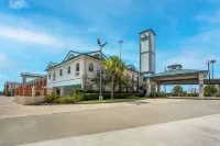 Quality Inn & Suites Hotels in Houston