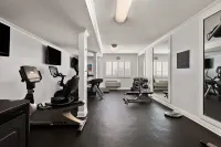 City Express by Marriott Manhattan Beach - Gym