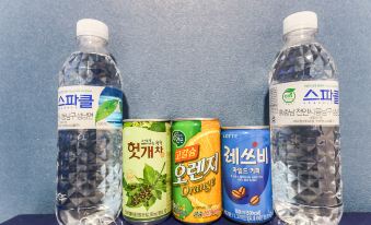 6. 레인모텔..