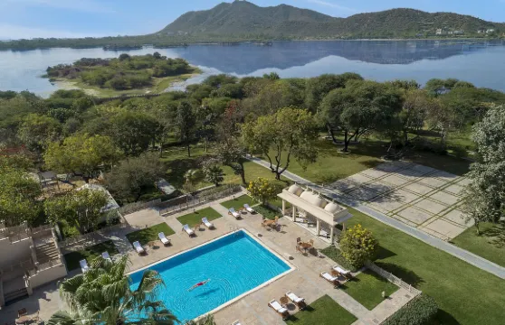 烏代布爾三叉戟酒店