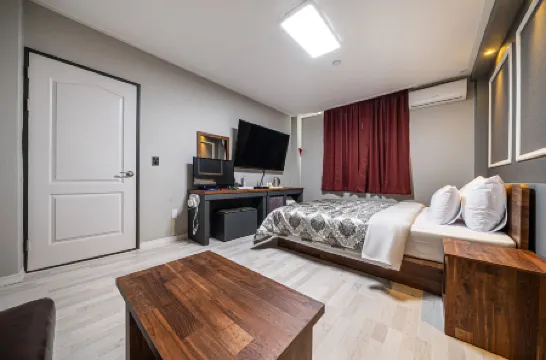 Incheon Top Motel Отели рядом с достопримечательностью «Музей истории Канхва»