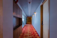 Hotel the Grand Heaven - 3-Star
