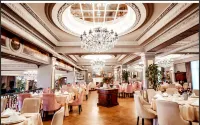 7 Vachan Lawns and Banquet Hotel dekat Bhedaghat Marble Rocks