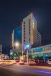 Lyz Business Hotel Piura Hotel dekat Urba