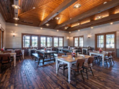 Camp Creek Inn Hotels in Seacrest