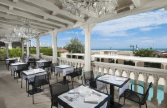 Hotel Carducci 76