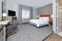 Candlewood Suites Lake Jackson-Clute Hotels in Lake Jackson