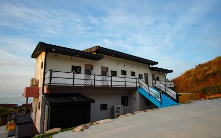 Goheung Goheung Hilling Pension Отели в г. Кохын