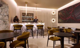 Borghese Contemporary Hotel