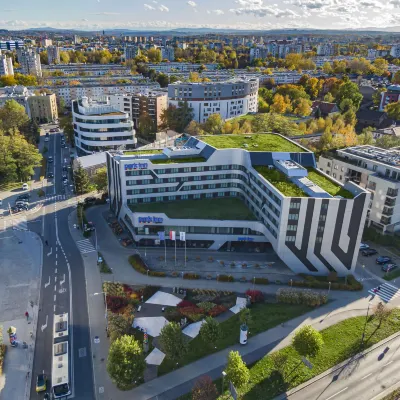 Park Inn by Radisson Krakow Hotels near Wawel Royal Castle-State Art Collection