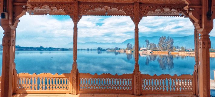 Houseboat New Golden Flower Hotels in Srinagar
