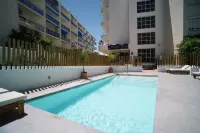 Puerto Azul Marbella - Pools