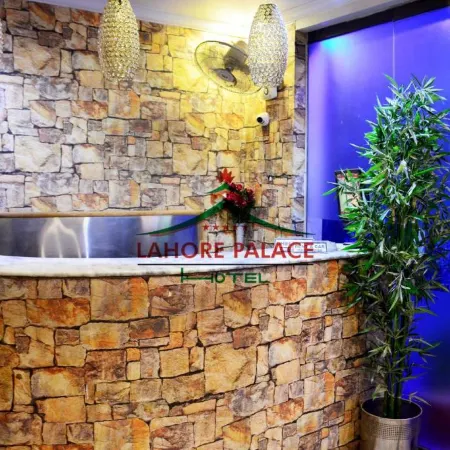 Rose Palace Hotel, Garden Town