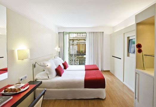 그루포텔 그라비나