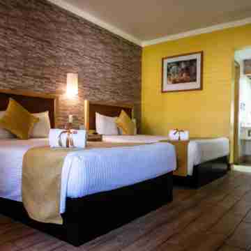Hotel Colonial Mexicali Rooms