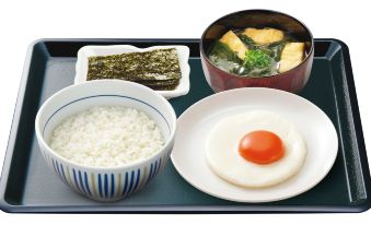 3. 퀸테사 호텔 치..