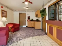 Super 8 by Wyndham Hampton