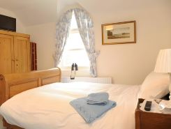 Bay Cottage Bed & Breakfast