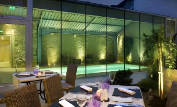 Hôtel Aux Vieux Remparts the Originals Relais