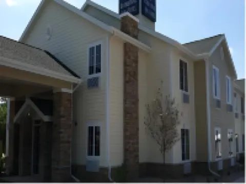 鵝卵石套房飯店 - 哈維 住宿飯店