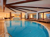 Schenna Resort Hôtels à : Scena